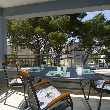 Apart Otel Felix *