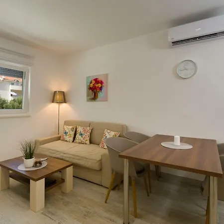 Apart Otel Felix Promajna