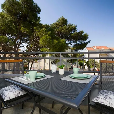 Lägenhetshotell Felix 4*