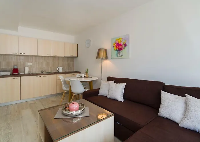 Aparthotel Felix Promajna